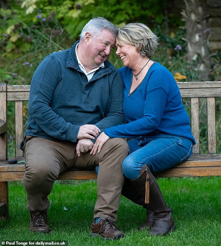 Vợ chồng sắp tan vỡ yêu nhau trở lại nhờ ở riêng 2 nhà, mỗi năm ngủ chung 2 đêm- Ảnh 4.