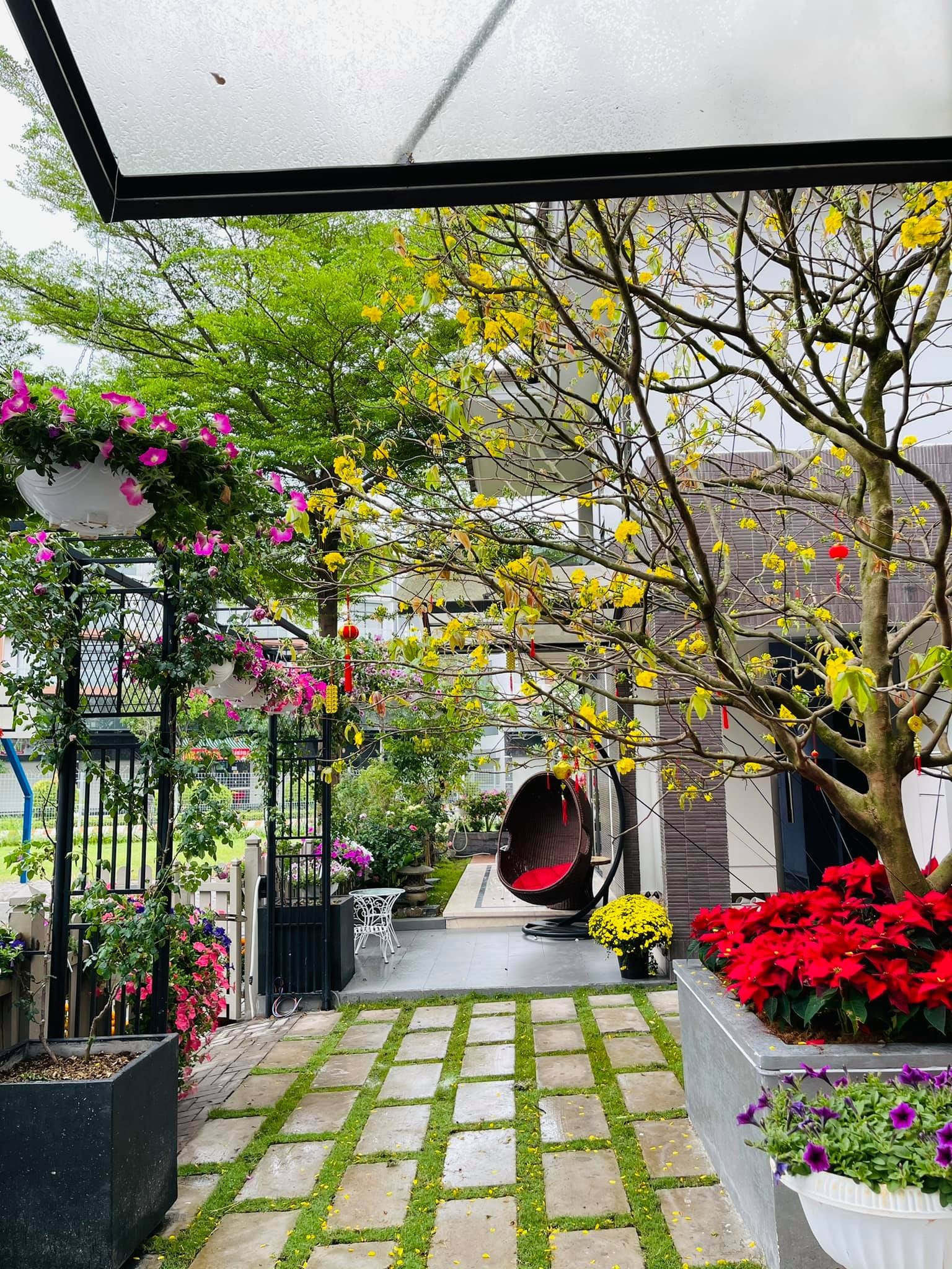 Nữ ca sĩ Việt 40 tuổi tự sinh con, không lấy chồng, ở biệt thự 20 tỷ- Ảnh 11. Nữ ca sĩ Việt 40 tuổi tự sinh con, không lấy chồng, ở biệt thự 20 tỷ- Ảnh 11.