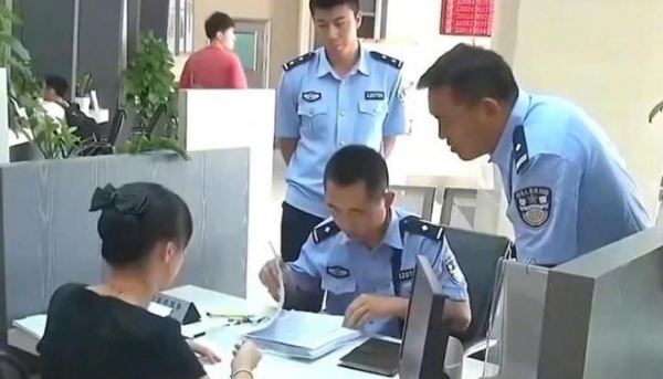 Người phụ nữ gửi tiết kiệm hơn 48 tỷ đồng, 4 năm sau đến rút thì được ngân hàng thông báo: “Tài khoản của chị không có đồng nào”- Ảnh 2.