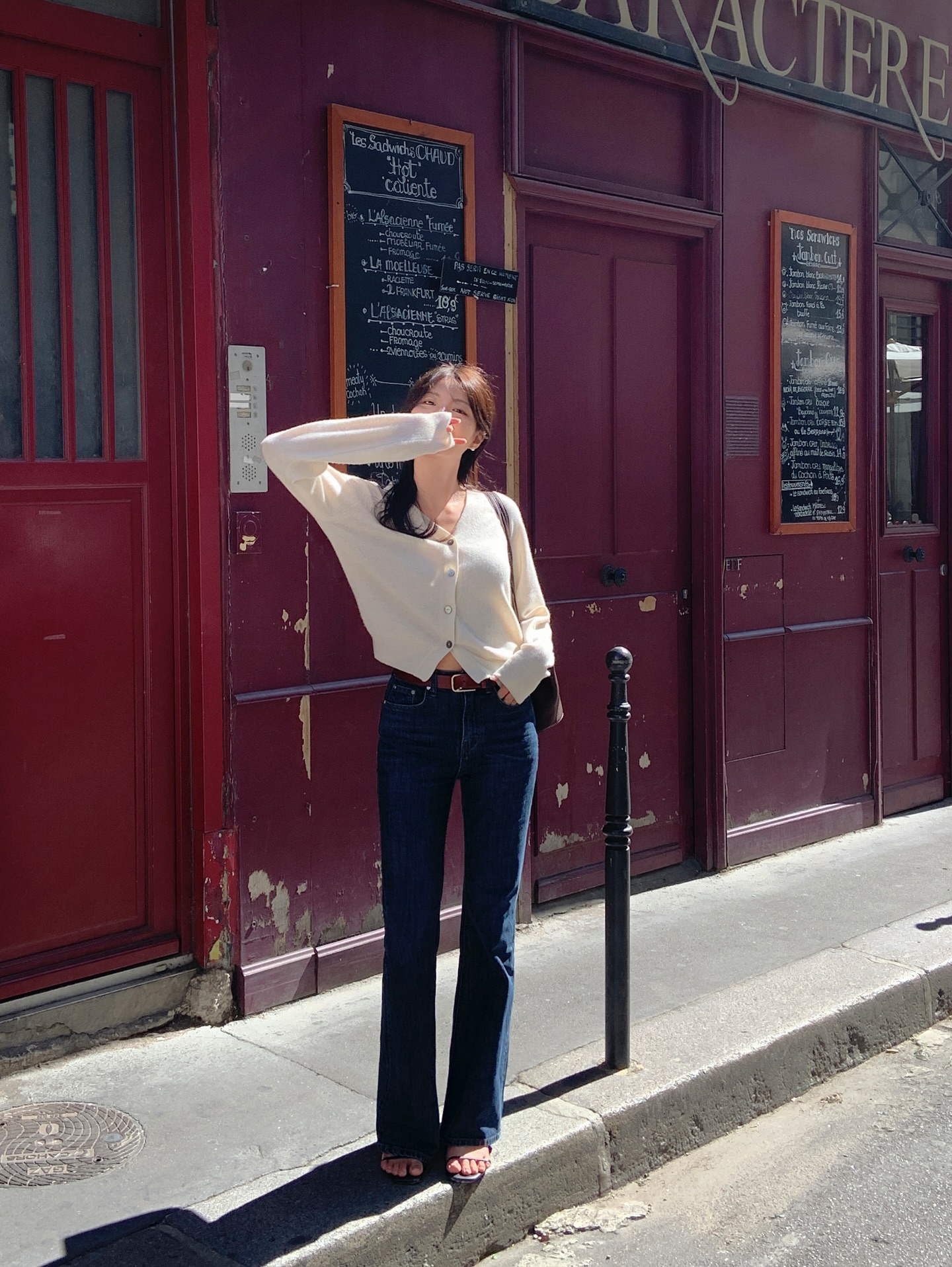 5 cách mặc áo len theo style tối giản, áp dụng suốt mùa đông năm nay cũng không thấy chán- Ảnh 8.