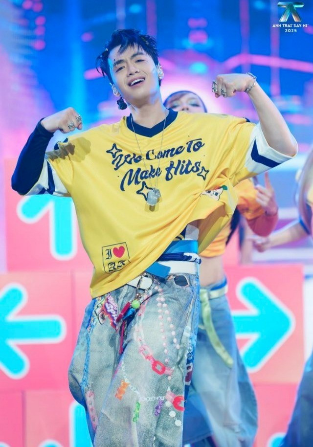 Nghịch lý của người dẫn đầu dàn anh trai- Ảnh 4.