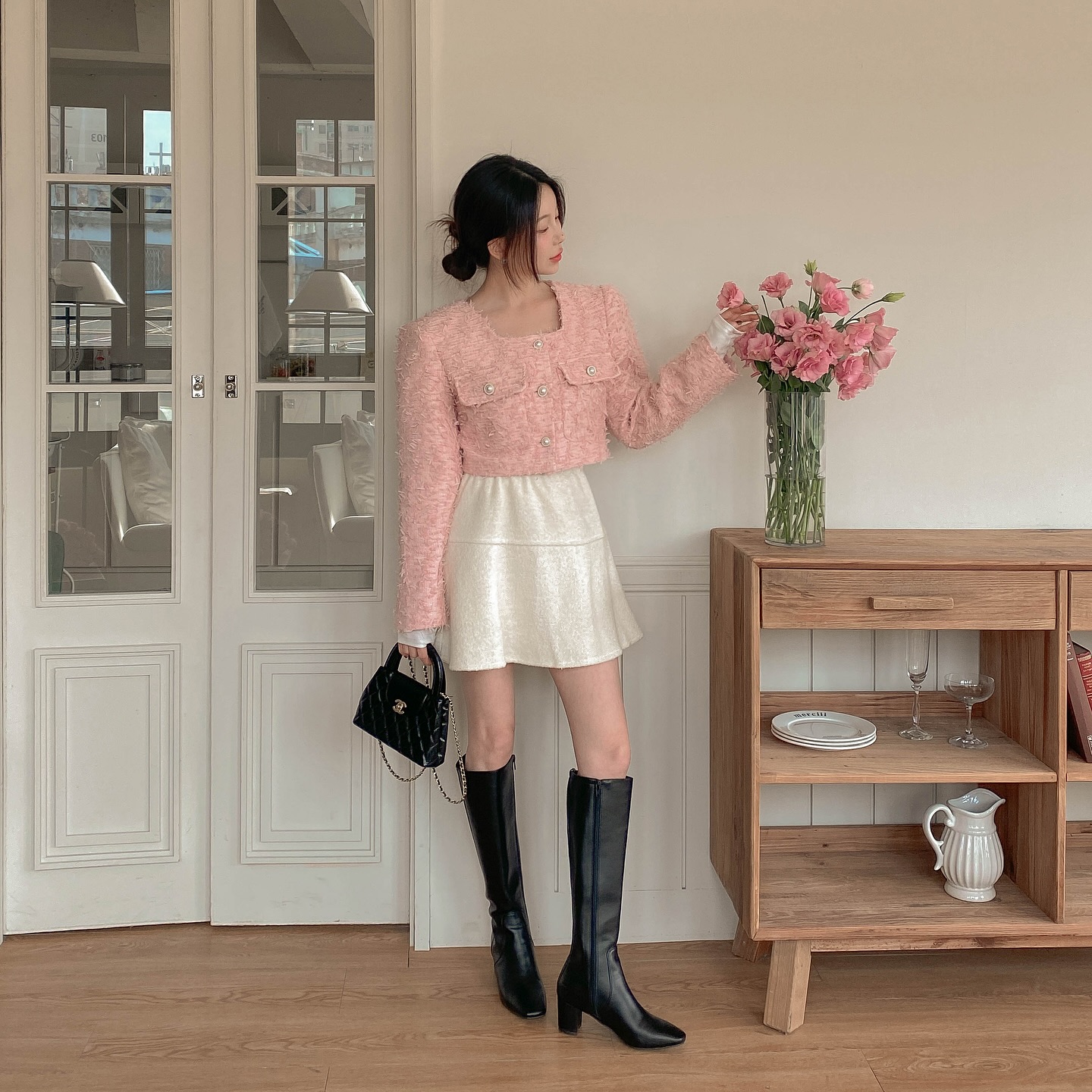 5 mẫu áo khoác sang chảnh bậc nhất mùa đông, sắm 1 lần mặc đẹp tới vài năm nữa- Ảnh 10. 5 mẫu áo khoác sang chảnh bậc nhất mùa đông, sắm 1 lần mặc đẹp tới vài năm nữa- Ảnh 10.