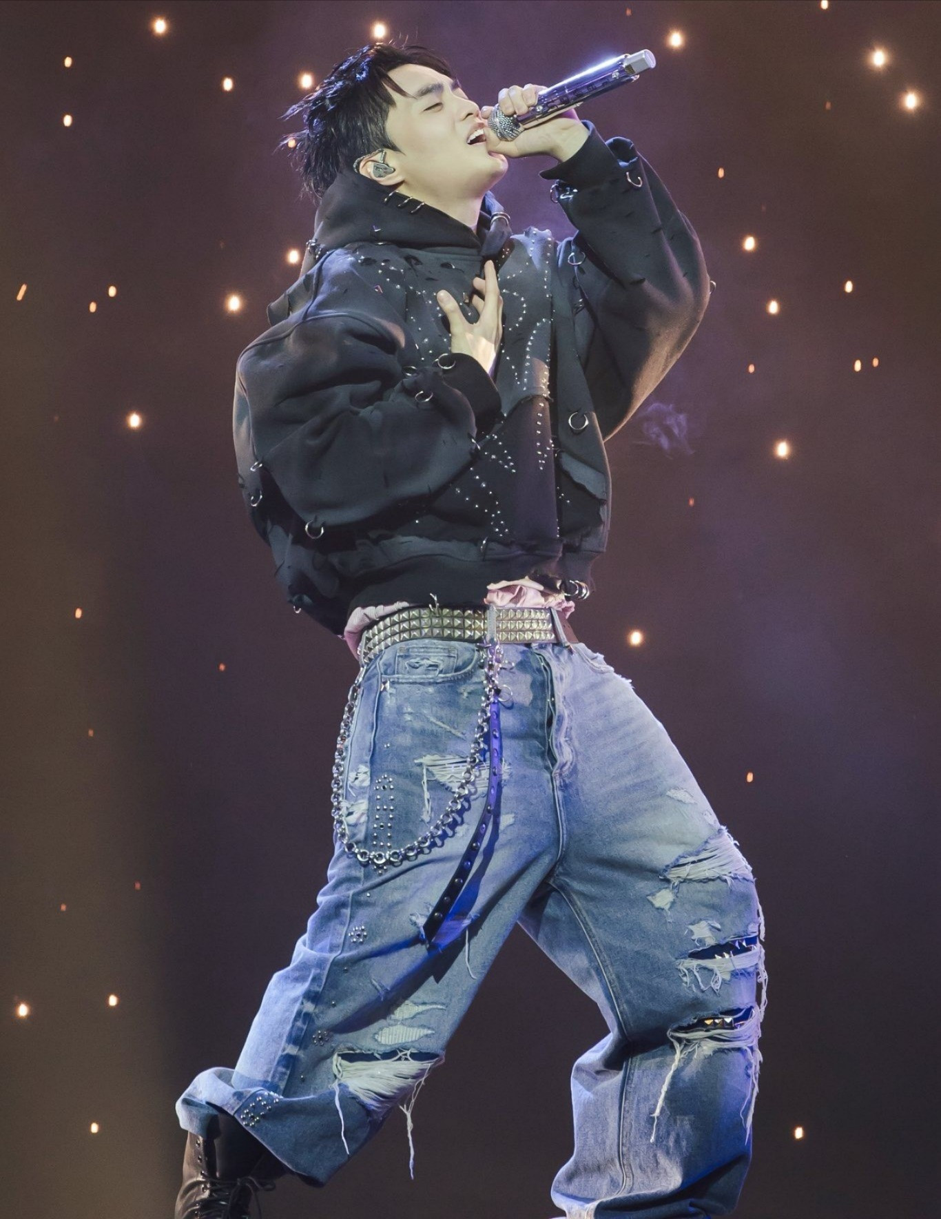 Nghịch lý của người dẫn đầu dàn anh trai- Ảnh 5.