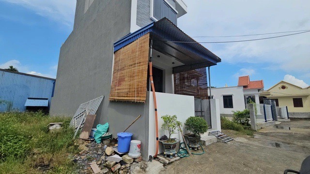 Bất ngờ hình ảnh mới nhất của ngôi nhà xây nhầm trên đất hàng xóm ở Hải Phòng, sắp về đúng chỗ- Ảnh 2.