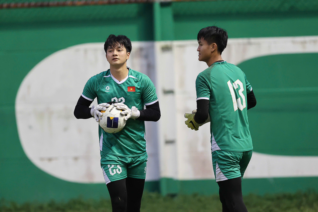 Khuất Văn Khang cảnh báo U22 Việt Nam- Ảnh 6. Khuất Văn Khang cảnh báo U22 Việt Nam- Ảnh 6.