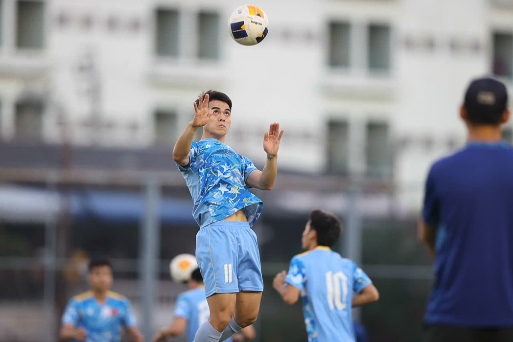 Khuất Văn Khang cảnh báo U22 Việt Nam- Ảnh 1. Khuất Văn Khang cảnh báo U22 Việt Nam- Ảnh 1.