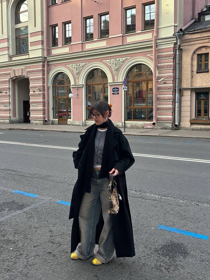 3 gam màu mùa đông giúp bạn hết mặc quê nơi công sở- Ảnh 1.