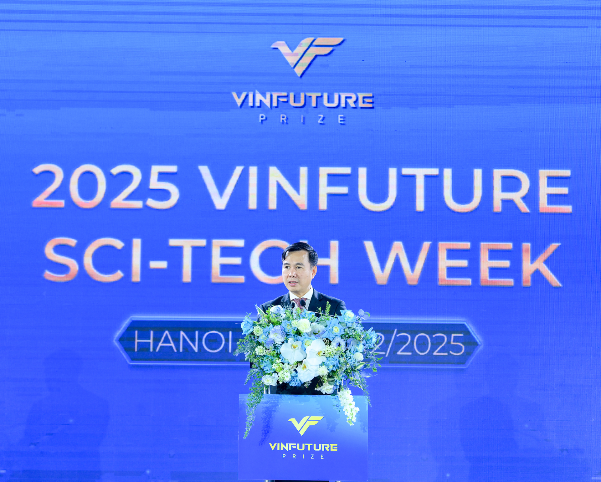 Thứ trưởng Bộ Khoa học và Công nghệ: "AI là công cụ mạnh mẽ, nhưng luôn phục vụ con người và vì con người"- Ảnh 2.