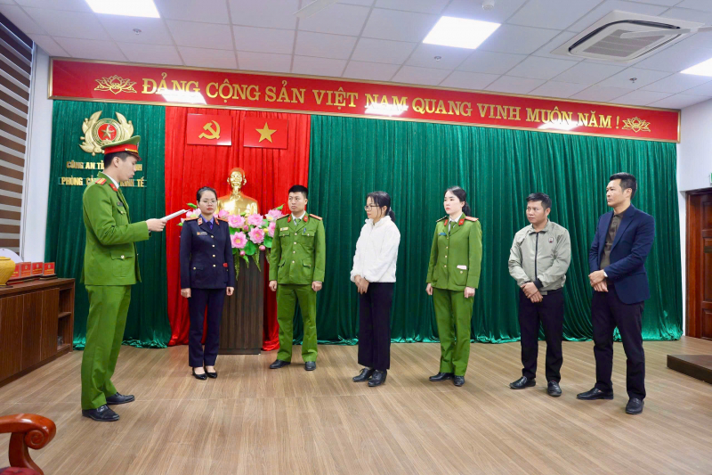 Bắt trưởng phòng Cục Thuế tỉnh Bắc Ninh- Ảnh 1. Bắt trưởng phòng Cục Thuế tỉnh Bắc Ninh- Ảnh 1.