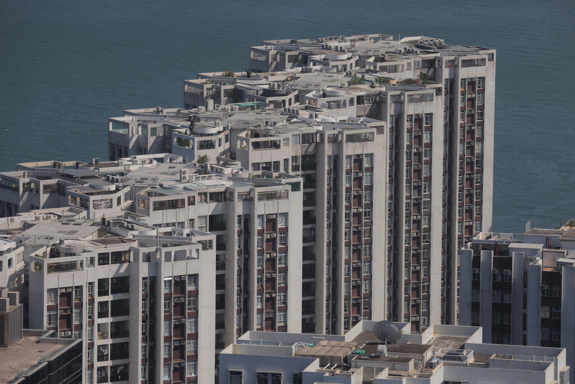 Bức ảnh chụp chung cư ở Hong Kong lúc này được nhiều người quan tâm- Ảnh 8.