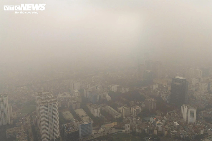 Mẹo bảo vệ đường hô hấp trong ngày Hà Nội bụi mịn dày đặc- Ảnh 1.