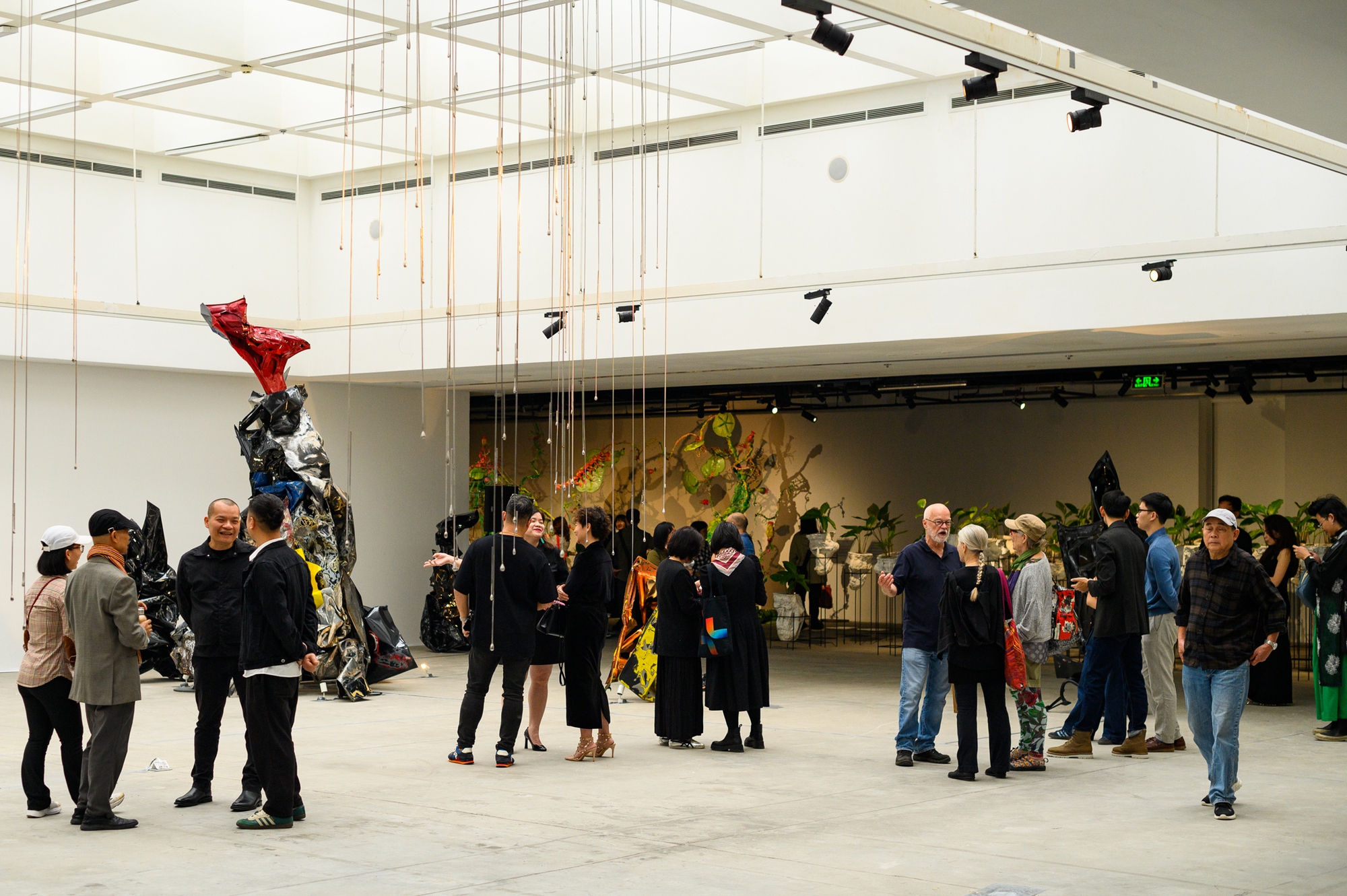 Tôi đi xem triển lãm “Tỏa V - Điểm chạm khoa học”: Từ ngơ ngác đến phấn kích, + 1 máy chữa lành!- Ảnh 2. Tôi đi xem triển lãm “Tỏa V - Điểm chạm khoa học”: Từ ngơ ngác đến phấn kích, + 1 máy chữa lành!- Ảnh 2.