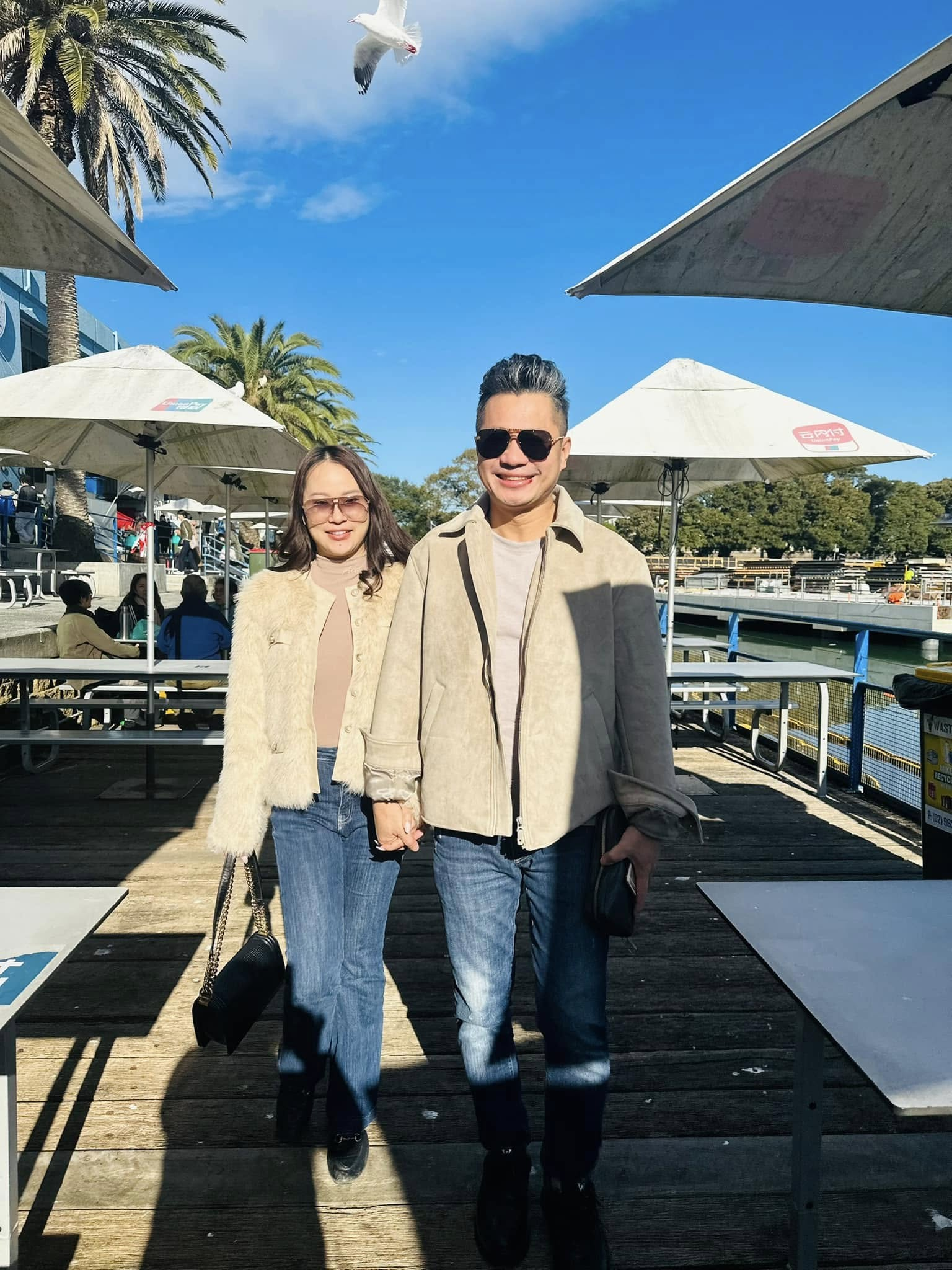 Nam ca sĩ sở hữu khách sạn 50 phòng, tiết lộ lý do đi siêu xe 10 tỷ, U50 muốn sinh con với bạn gái- Ảnh 3. Nam ca sĩ sở hữu khách sạn 50 phòng, tiết lộ lý do đi siêu xe 10 tỷ, U50 muốn sinh con với bạn gái- Ảnh 3.