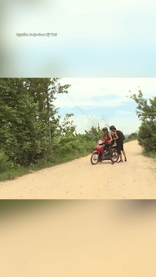 Hot lại clip Minh Triệu nói thẳng Kỳ Duyên: "Bản thân không hiểu biểu cảm và giọng nói đáng ghét đến mức độ nào"- Ảnh 1.