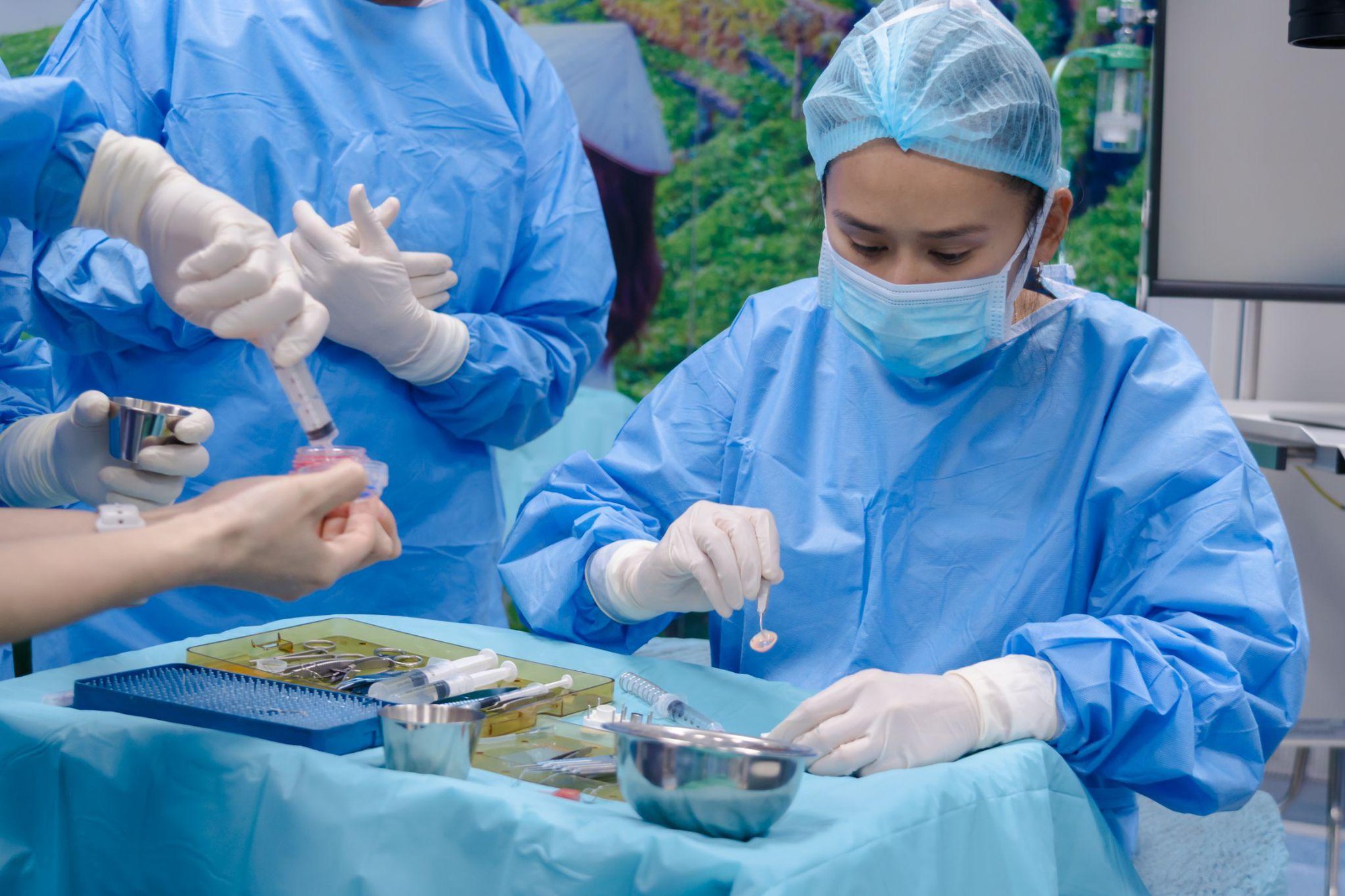 Sáng chế của nữ bác sĩ Việt tạo bước tiến mới trong ghép giác mạc- Ảnh 4. Sáng chế của nữ bác sĩ Việt tạo bước tiến mới trong ghép giác mạc- Ảnh 4.