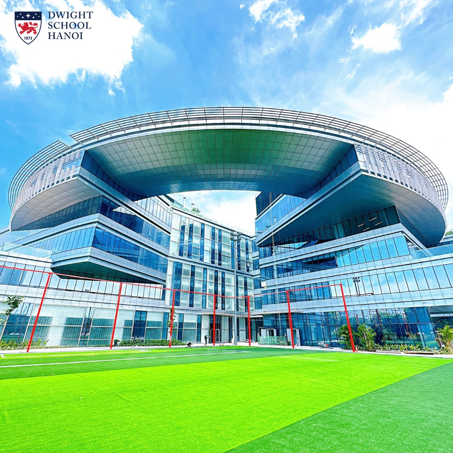 Trường học duy nhất ở Việt Nam hợp tác với Manchester City gây xôn xao với mức học phí bằng gần 7 cây vàng: Khuôn viên rộng hơn 40.000m2, thuộc khu đô thị nghìn tỷ của Hà Nội- Ảnh 4.