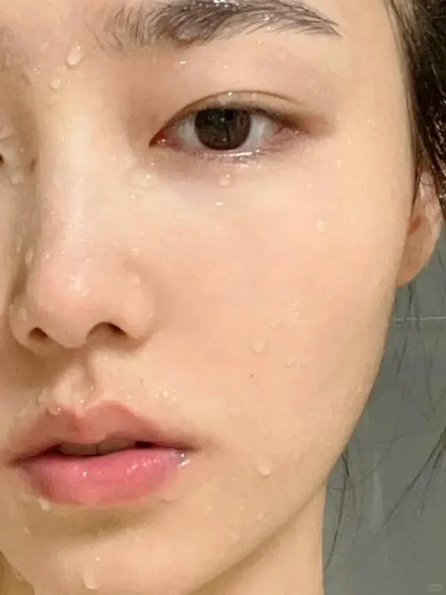 D&ugrave;ng th&ecirc;m m&oacute;n đồ b&igrave;nh d&acirc;n n&agrave;y, l&agrave;n da của bạn chỉ c&oacute; đẹp l&ecirc;n chứ kh&ocirc;ng bao giờ xấu đi- Ảnh 3.