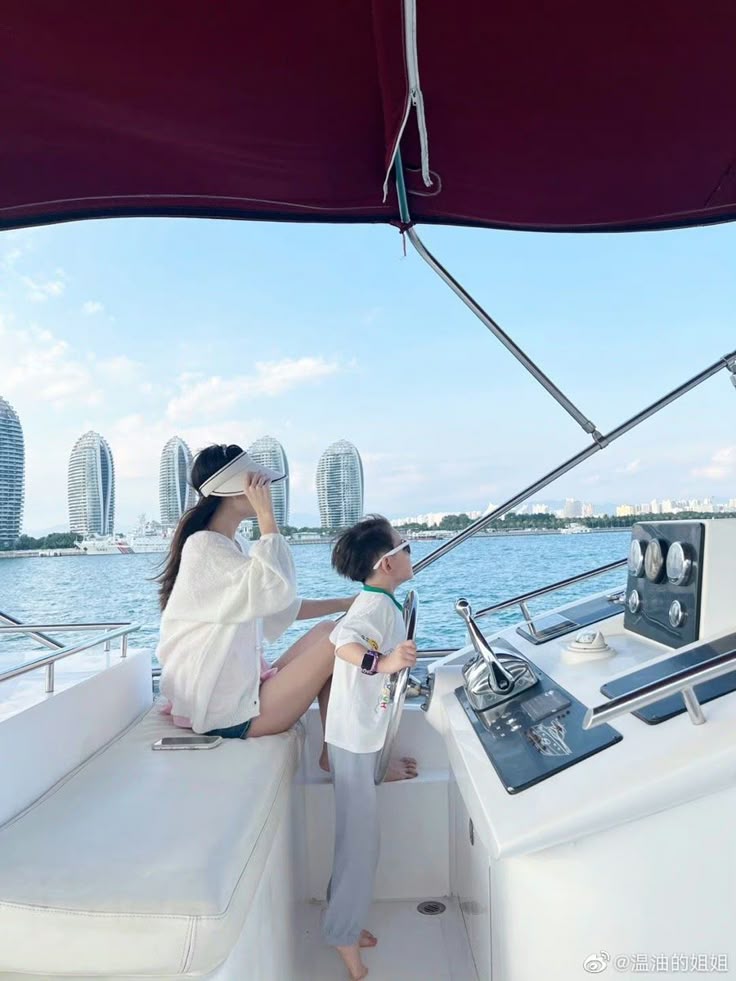 Kiểu mẹ thế này thường nuôi dạy được những bé trai trưởng thành sẽ là người đàn ông gia đình, biết bảo vệ vợ con- Ảnh 3. Kiểu mẹ thế này thường nuôi dạy được những bé trai trưởng thành sẽ là người đàn ông gia đình, biết bảo vệ vợ con- Ảnh 3.