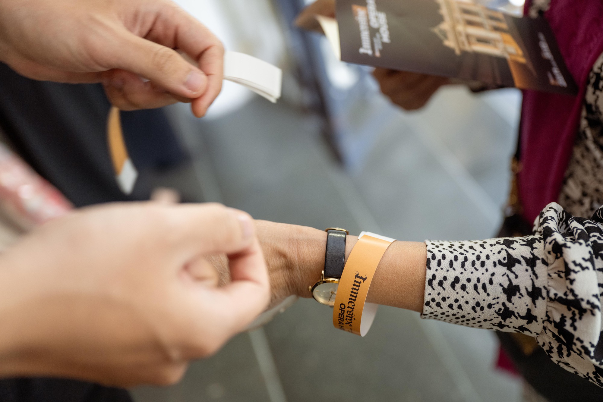 Cơ hội cuối để v&agrave;o Nh&agrave; H&aacute;t Lớn H&agrave; Nội trước khi đ&oacute;ng cửa 2 năm: Trải nghiệm c&oacute; 1-0-2 tại c&ocirc;ng tr&igrave;nh 115 tuổi- Ảnh 3.