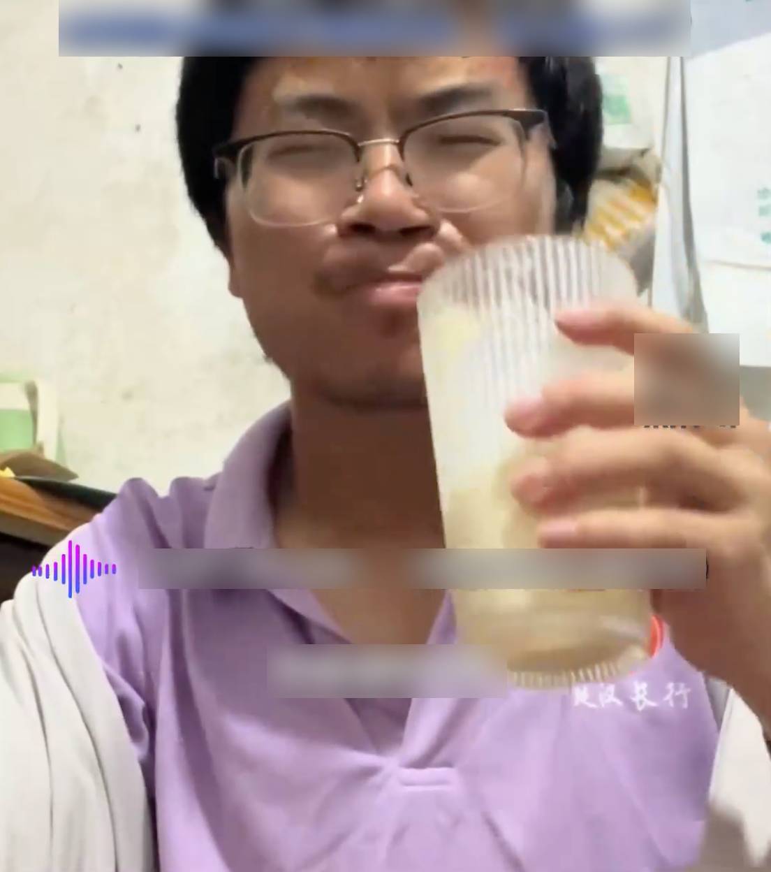 Shipper mắc "ung thư xanh": Căn bệnh lạ khiến anh phải mặc bỉm đi giao đồ ăn mỗi ng&agrave;y- Ảnh 4.