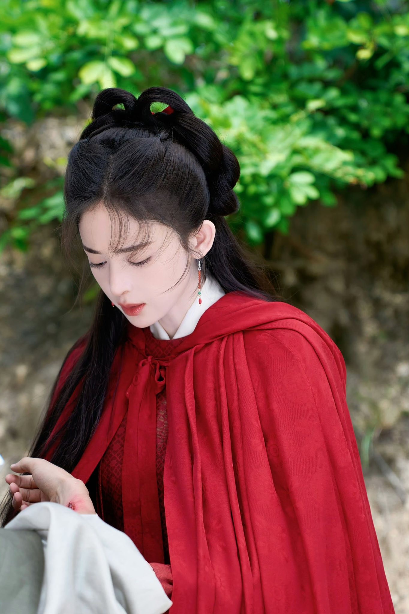 Thần nữ trên trời cũng phải thua mỹ nhân này 3 phần: Nhan sắc lu mờ vạn vật, ngắm thôi mà tưởng được xuyên không- Ảnh 6. Thần nữ trên trời cũng phải thua mỹ nhân này 3 phần: Nhan sắc lu mờ vạn vật, ngắm thôi mà tưởng được xuyên không- Ảnh 6.