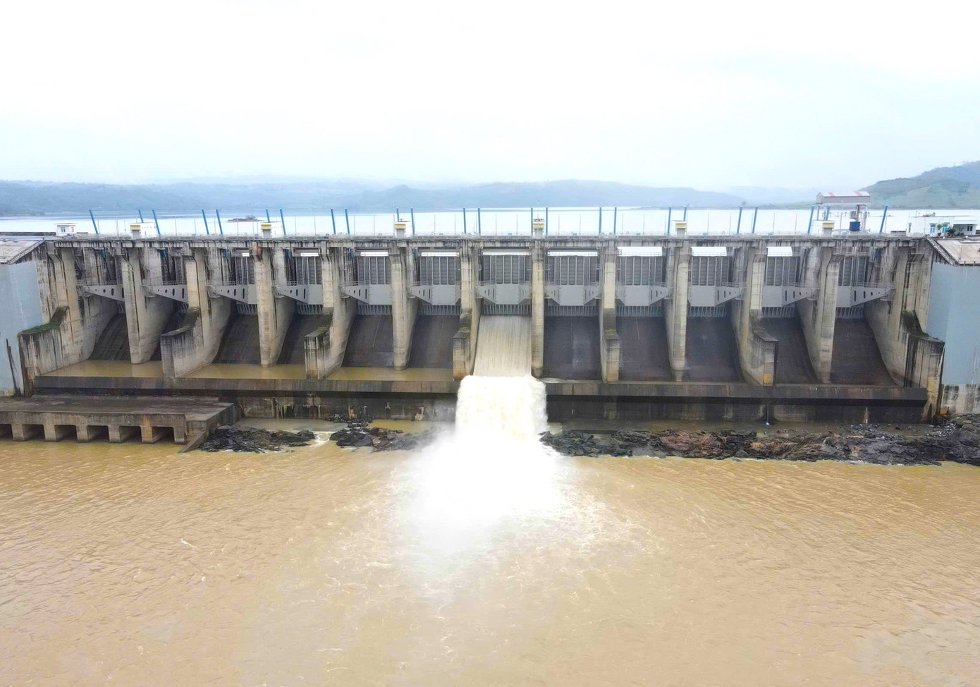 Bộ C&ocirc;ng an v&agrave;o cuộc x&aacute;c minh việc Thủy điện S&ocirc;ng Ba Hạ xả lũ kỷ lục ở Đắk Lắk- Ảnh 2.