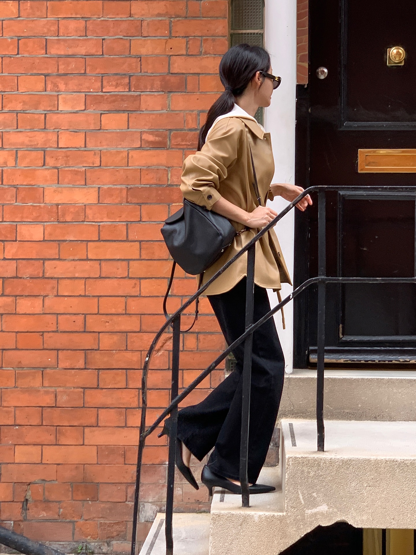 Giờ đừng ai sắm boots, đ&acirc;y mới l&agrave; 5 mẫu gi&agrave;y phải c&oacute; để s&agrave;nh điệu suốt 4 m&ugrave;a- Ảnh 5.