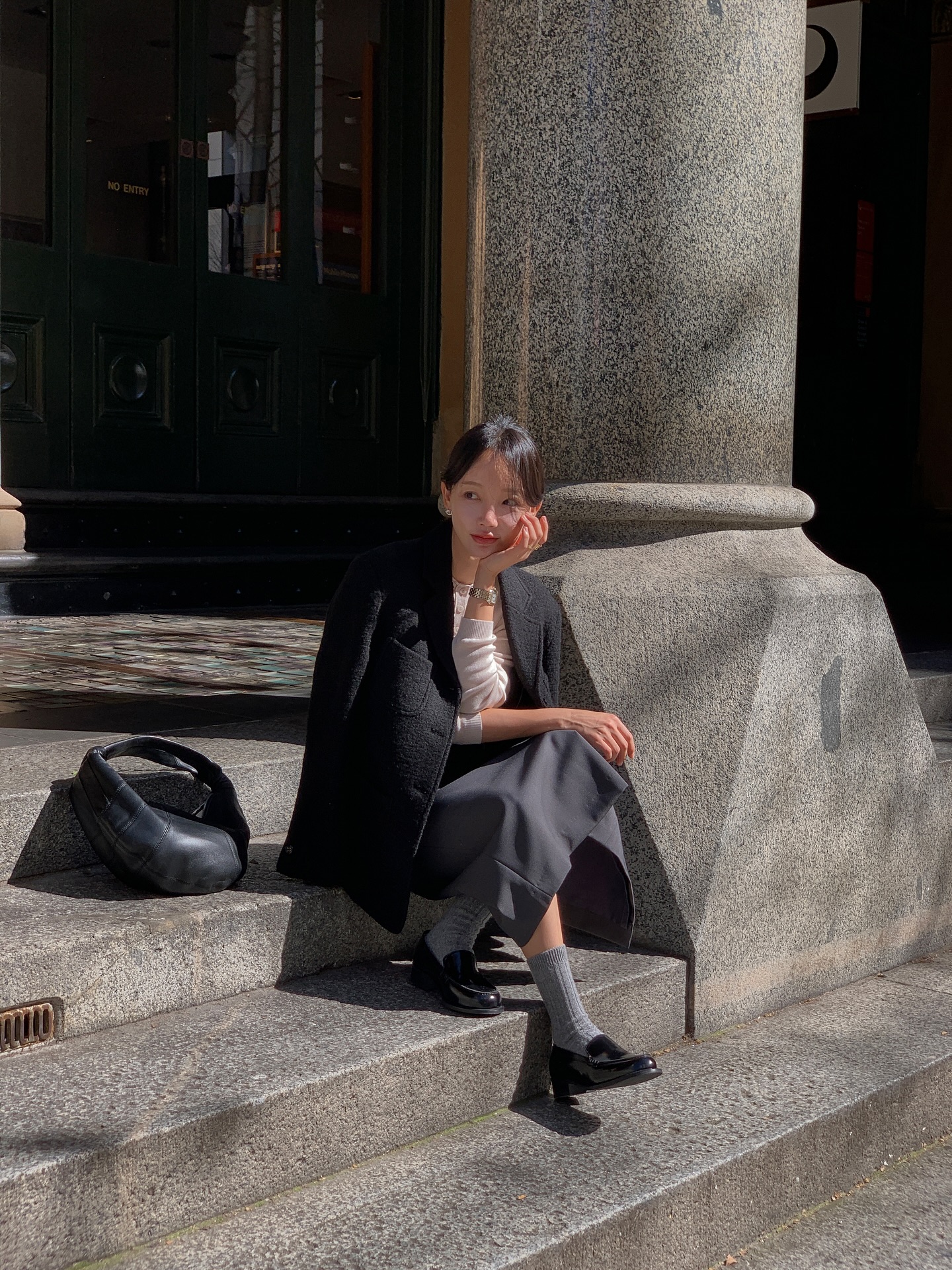 Giờ đừng ai sắm boots, đ&acirc;y mới l&agrave; 5 mẫu gi&agrave;y phải c&oacute; để s&agrave;nh điệu suốt 4 m&ugrave;a- Ảnh 9.