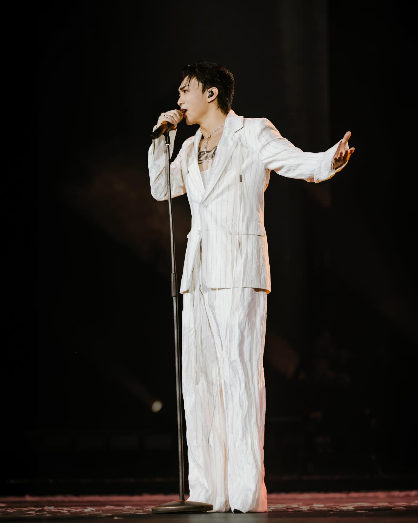 SOOBIN v&agrave; KINGDOM vừa c&oacute; c&uacute; ăn 3 cực đỉnh tại WeYoung 2025, trở th&agrave;nh đề cử duy nhất l&agrave;m được điều n&agrave;y- Ảnh 3.
