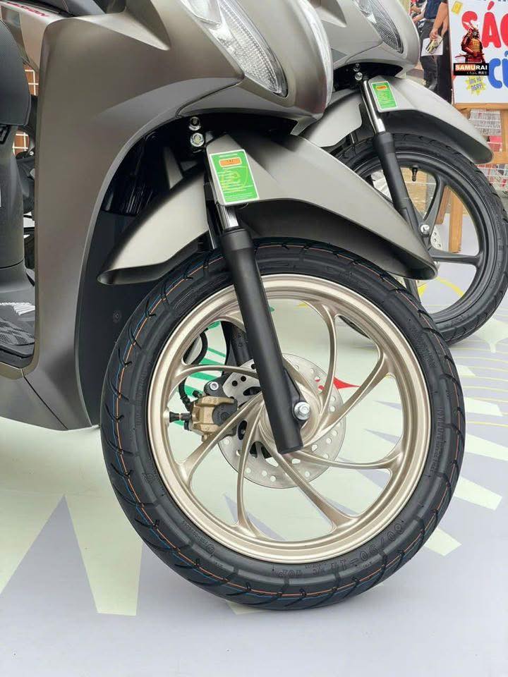 Mỗi ph&uacute;t c&oacute; 1 chiếc xe tay ga n&agrave;y b&aacute;n ra, gi&aacute; chỉ hơn 31 triệu đồng cho phi&ecirc;n bản 2026- Ảnh 5.