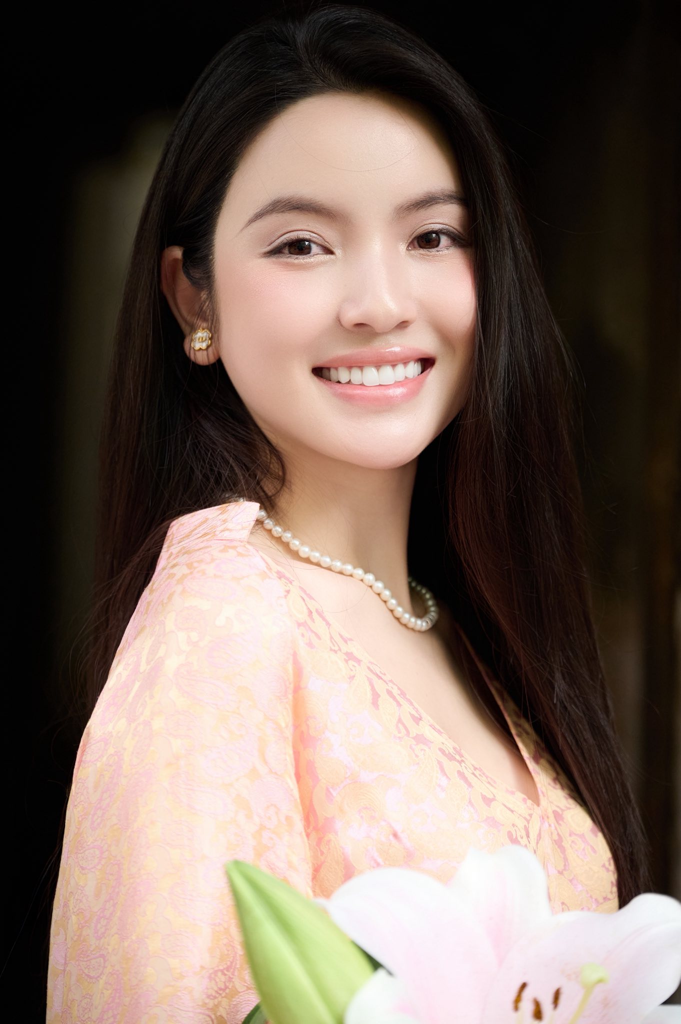 Vợ Quang Hải tung bộ ảnh Vợ Quang Hải tung bộ ảnh