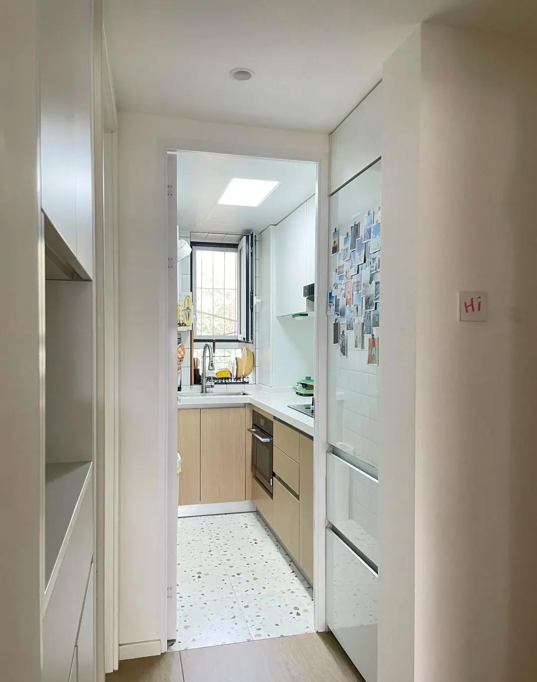 Đ&acirc;y l&agrave; ng&ocirc;i nh&agrave; Hong Kong lạ nhất t&ocirc;i từng thấy- Ảnh 4.