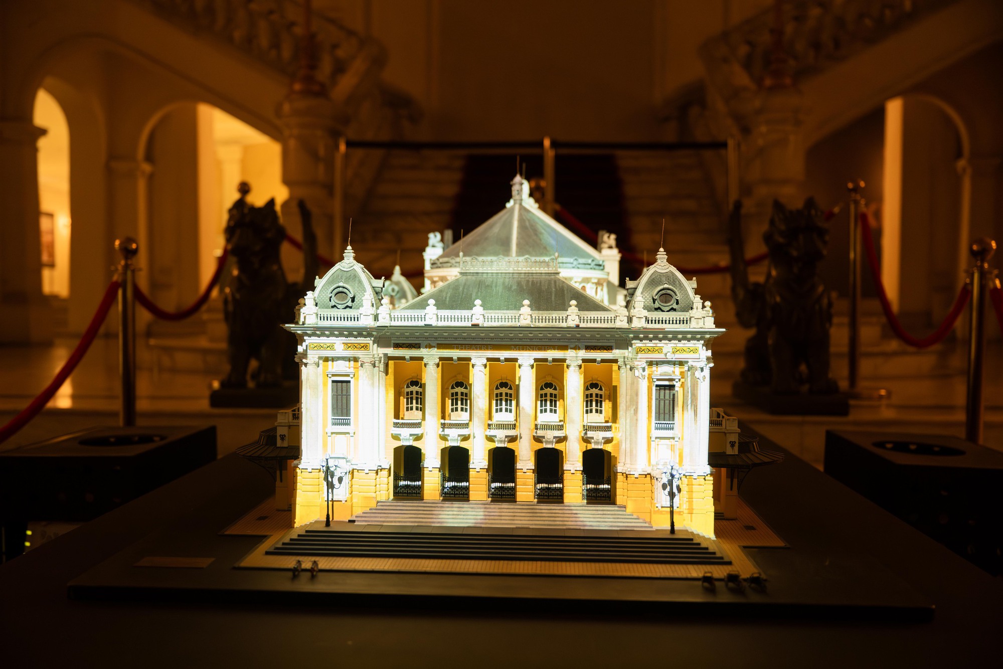 Cơ hội cuối để v&agrave;o Nh&agrave; H&aacute;t Lớn H&agrave; Nội trước khi đ&oacute;ng cửa 2 năm: Trải nghiệm c&oacute; 1-0-2 tại c&ocirc;ng tr&igrave;nh 115 tuổi- Ảnh 9.