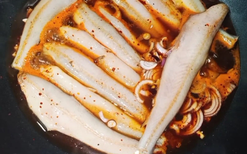 Loại c&aacute; thịt mềm như ch&aacute;o, gặp nước l&agrave; tan, người s&agrave;nh ăn nh&igrave;n thấy th&igrave; mua vội- Ảnh 3.