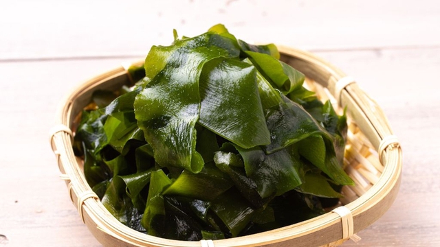 Kh&ocirc;ng phải thuốc bổ, đ&acirc;y mới l&agrave; 4 thực phẩm gi&uacute;p chống l&atilde;o h&oacute;a tự nhi&ecirc;n v&agrave;o m&ugrave;a đ&ocirc;ng- Ảnh 1.