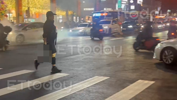 Chân dung hung thủ 27 tuổi gây ra vụ tấn công kinh hoàng tại Đài Loan (Trung Quốc)- Ảnh 2. Chân dung hung thủ 27 tuổi gây ra vụ tấn công kinh hoàng tại Đài Loan (Trung Quốc)- Ảnh 2.