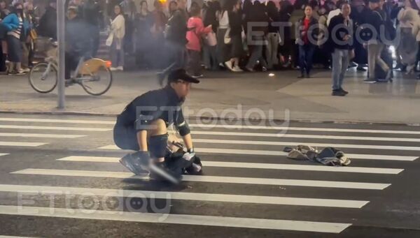 Vụ tấn công liên hoàn tại Đài Loan (Trung Quốc): Rùng mình trước những gì được tìm thấy trong máy tính bảng nghi phạm- Ảnh 1. Vụ tấn công liên hoàn tại Đài Loan (Trung Quốc): Rùng mình trước những gì được tìm thấy trong máy tính bảng nghi phạm- Ảnh 1.