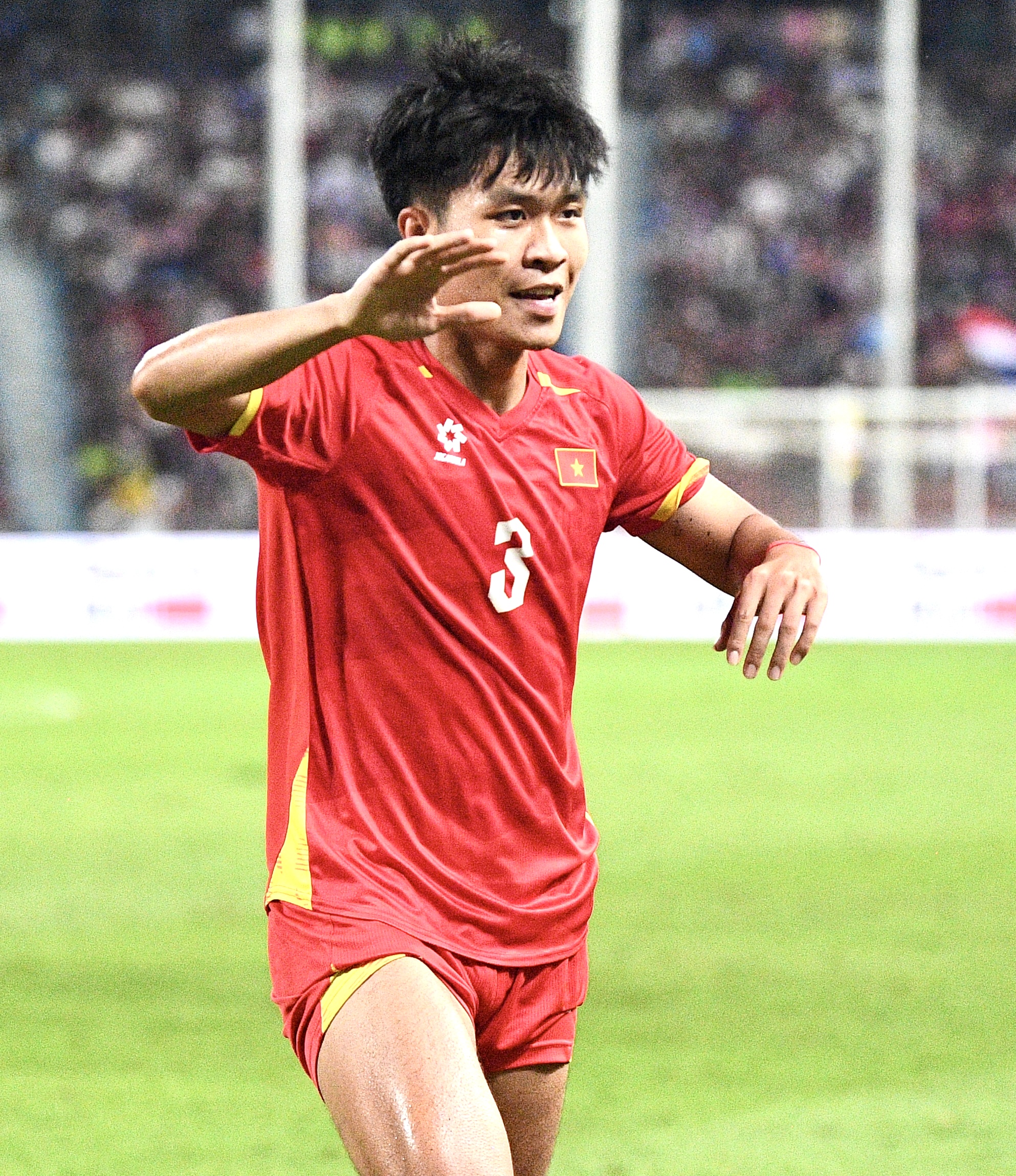 Tuyển thủ U22 Việt Nam g&acirc;y sốt v&igrave; 