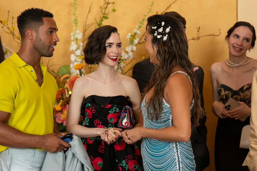 Ai gh&eacute;t cứ gh&eacute;t, mỹ nh&acirc;n n&agrave;y vẫn l&agrave; &ldquo;b&agrave; ho&agrave;ng thời trang&rdquo;: Visual đẹp sang tới n&oacute;c, ngay cả anti fan cũng kh&ocirc;ng d&aacute;m ch&ecirc;- Ảnh 6.