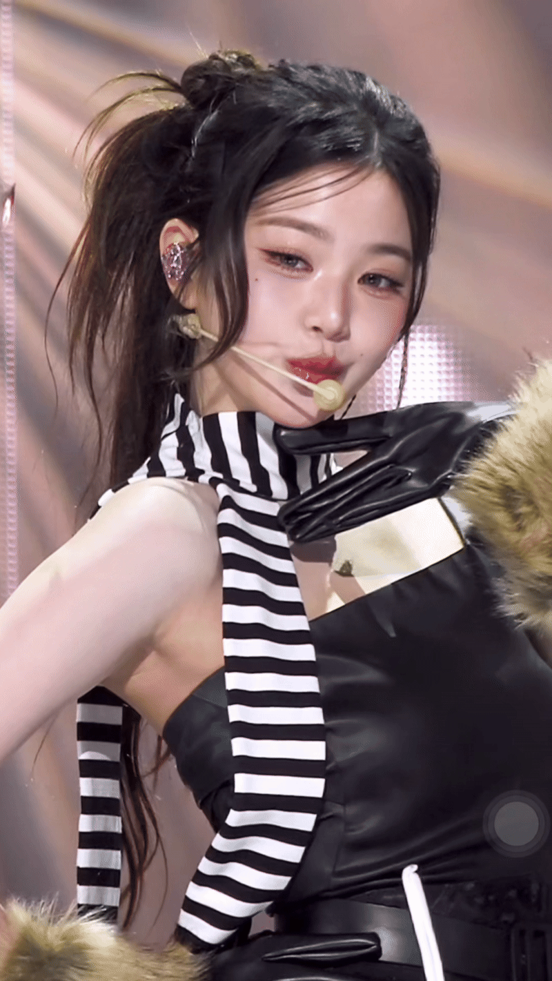 Khoảnh khắc k&eacute;m ho&agrave;n hảo của nữ idol tố c&aacute;o ti&ecirc;u chuẩn đẹp khắc nghiệt của Kpop- Ảnh 8.