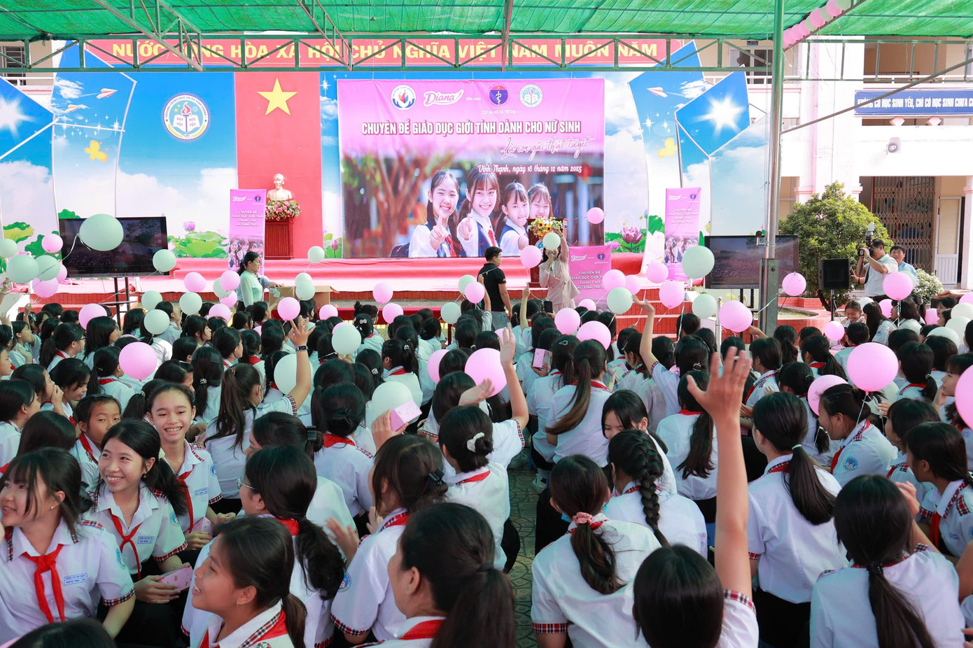 Hơn 8.000 nữ sinh được trang bị kỹ năng sức khỏe sinh sản, ph&ograve;ng chống x&acirc;m hại- Ảnh 5.