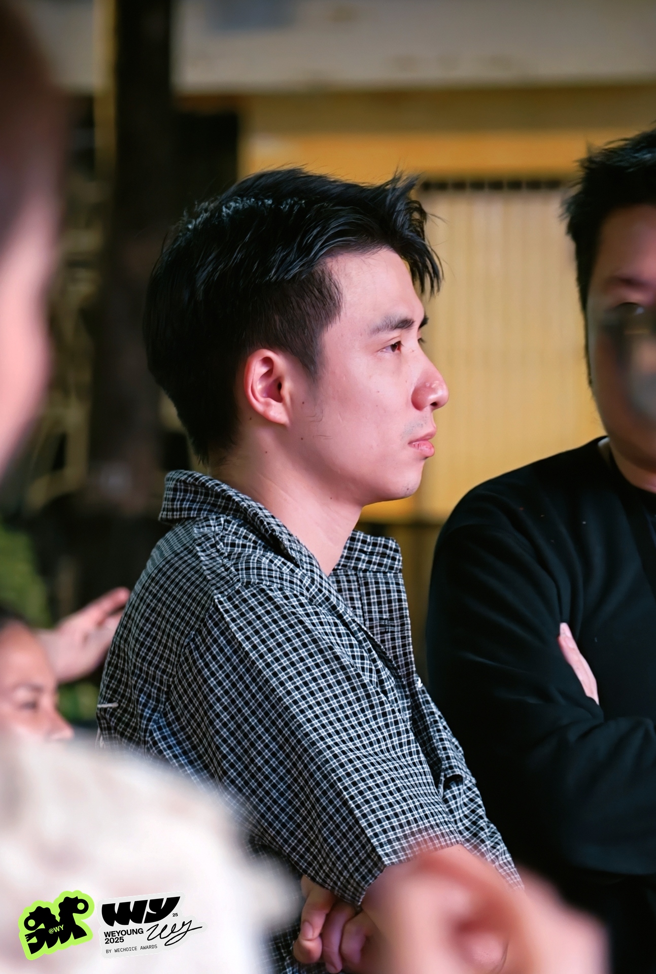 Tư liệu qu&yacute;: Ninh Anh B&ugrave;i &ldquo;tập sự MC&rdquo; dưới sự k&egrave;m cặp của Kh&aacute;nh Vy tại tổng duyệt gala WeYoung 2025- Ảnh 2.