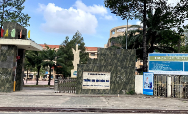 Trường Đại học Đồng Nai l&ecirc;n tiếng vụ việc sinh vi&ecirc;n sư phạm chưa nhận được tiền hỗ trợ- Ảnh 1.