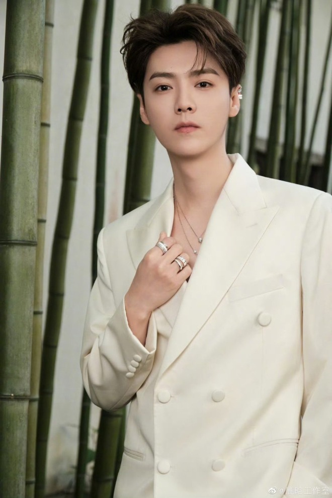 Showbiz đ&atilde; đồn chỉ c&oacute; đ&uacute;ng: Mỹ nh&acirc;n 97 - ca sĩ 90 chia tay sau 7 năm hẹn h&ograve;!- Ảnh 4.