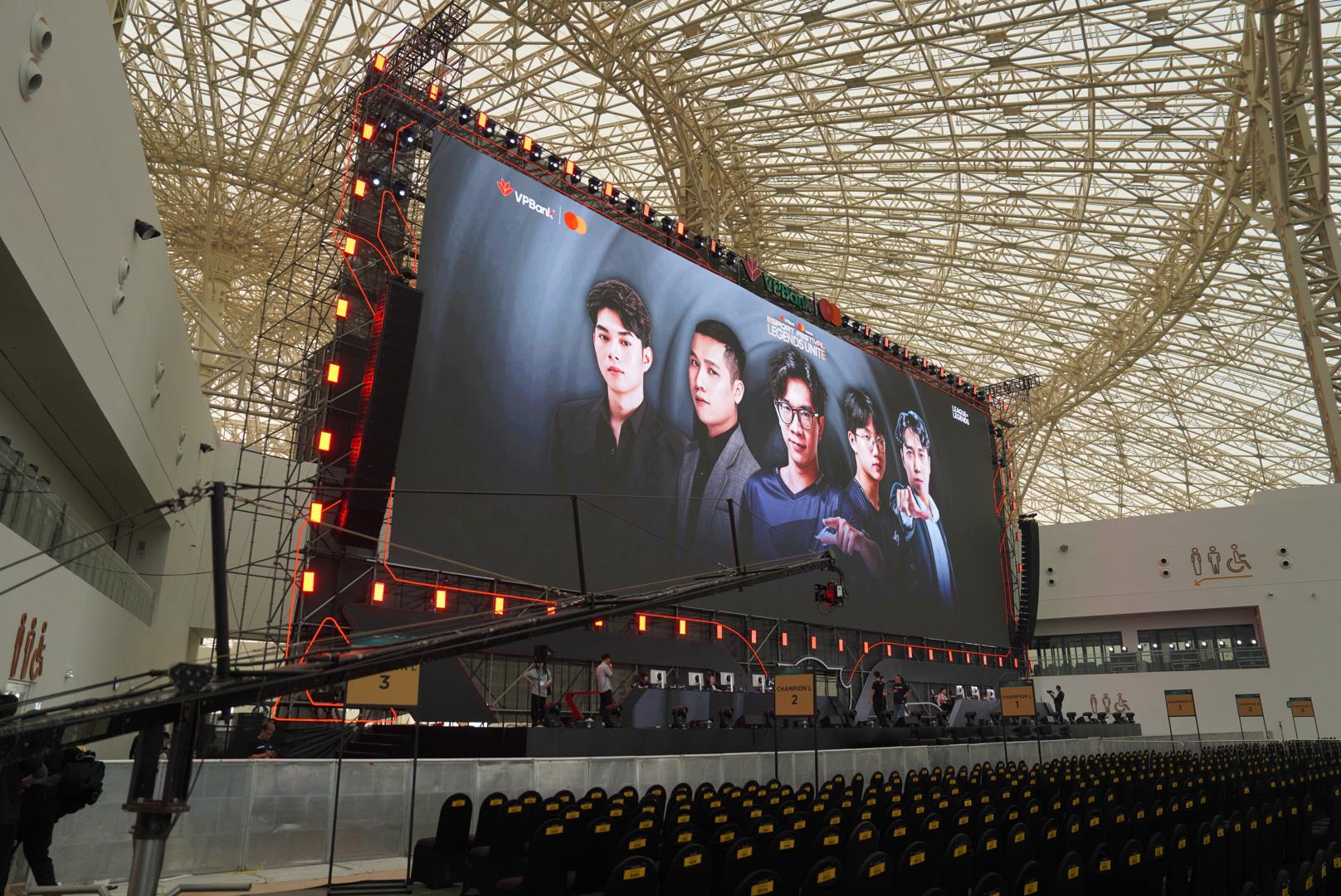 Những đặc quyền chưa từng c&oacute; T1 d&agrave;nh cho fan Li&ecirc;n Minh Huyền Thoại Việt- Ảnh 7.