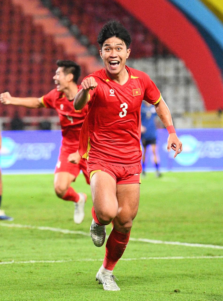 Rộ nghi vấn hotboy tuyển Việt Nam hẹn h&ograve; nữ xạ thủ đẹp nhất SEA Games, đ&agrave;ng g&aacute;i c&ograve;n c&ocirc;ng khai tung 