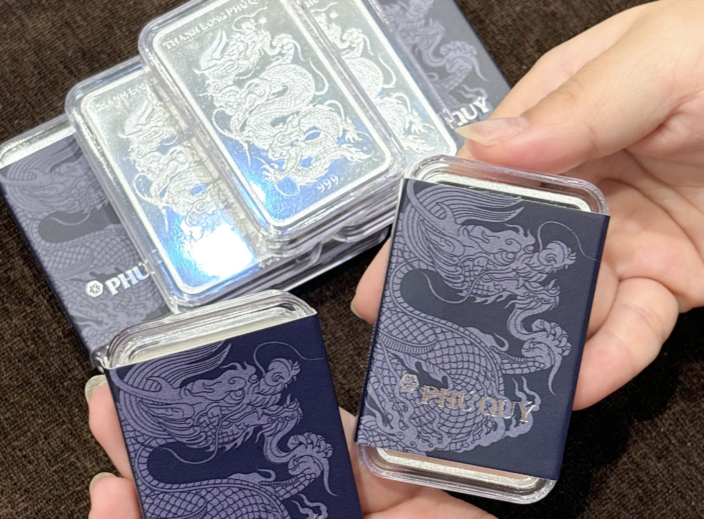 Gi&aacute; bạc h&ocirc;m nay 20-12: Thị trường bạc tiếp tục dậy s&oacute;ng- Ảnh 1.