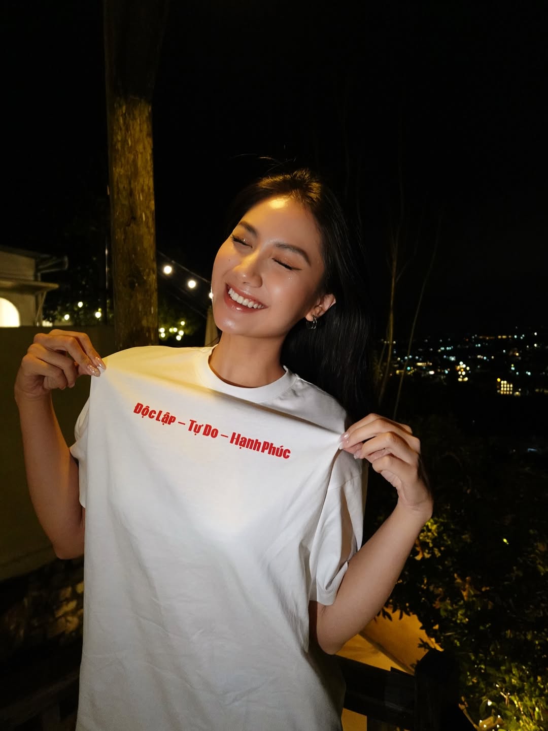 1 n&agrave;ng hậu cứ để mặt mộc mới g&acirc;y ch&uacute; &yacute;- Ảnh 5.