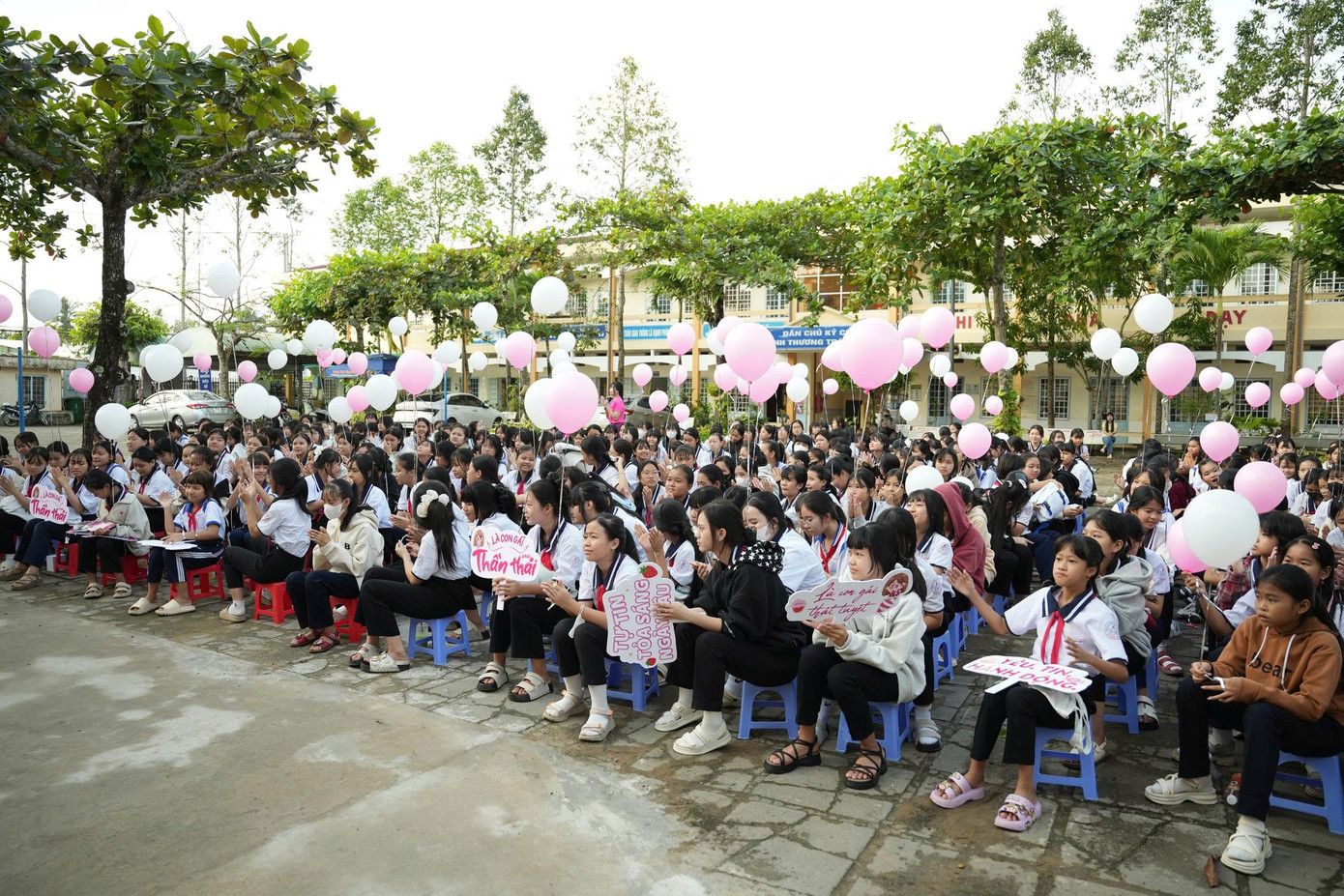 Hơn 8.000 nữ sinh được trang bị kỹ năng sức khỏe sinh sản, ph&ograve;ng chống x&acirc;m hại- Ảnh 2.