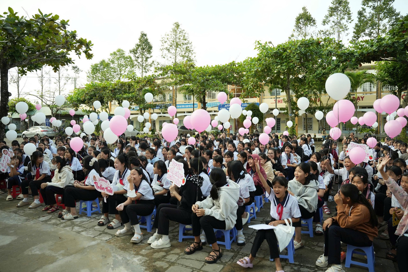 Hơn 8.000 nữ sinh được trang bị kỹ năng sức khỏe sinh sản, ph&ograve;ng chống x&acirc;m hại- Ảnh 3.